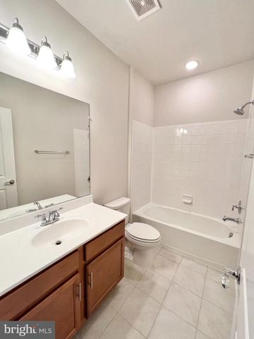 1907 GREENBRIAR HALL RD, Dumfries, VA 22026