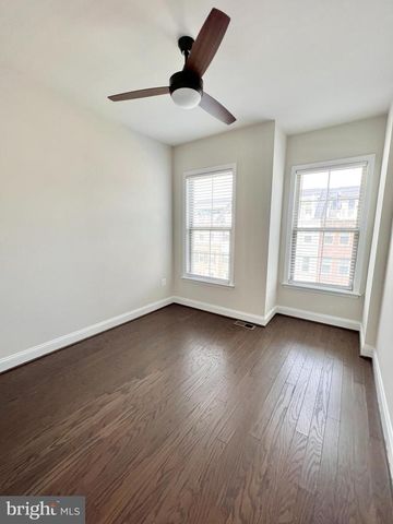 1907 GREENBRIAR HALL RD, Dumfries, VA 22026