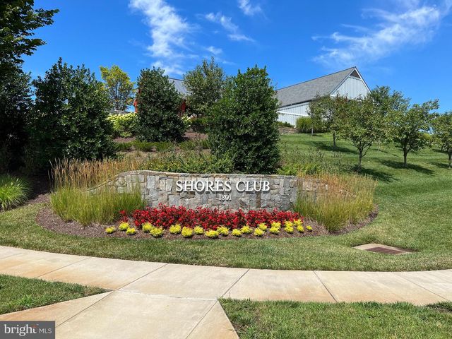 1907 GREENBRIAR HALL RD, Dumfries, VA 22026