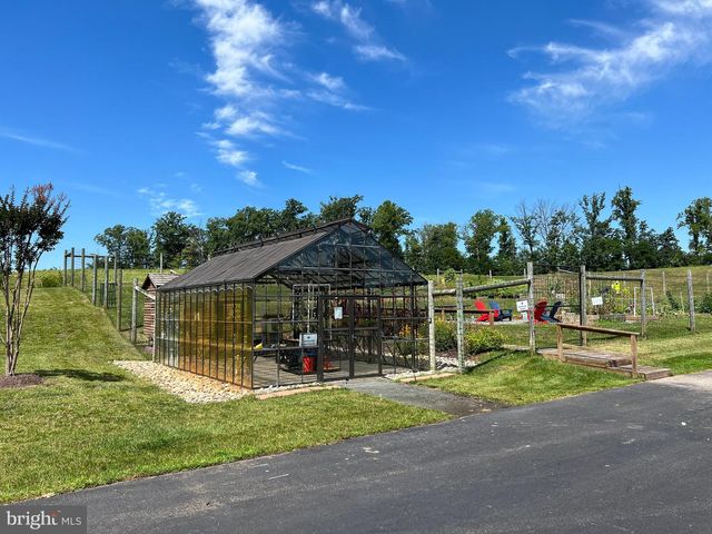 1907 GREENBRIAR HALL RD, Dumfries, VA 22026