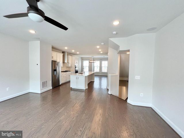 1907 GREENBRIAR HALL RD, Dumfries, VA 22026