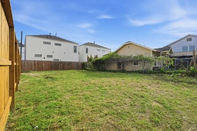 3225 Holman Street, Houston, TX 77004