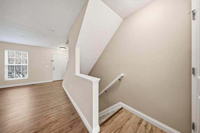 5631 Middle Falls Street, 39, Dublin, OH 43016