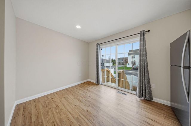 5631 Middle Falls Street, 39, Dublin, OH 43016