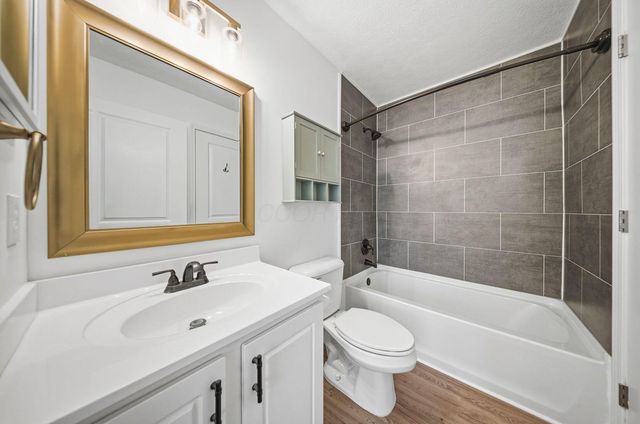 5631 Middle Falls Street, 39, Dublin, OH 43016