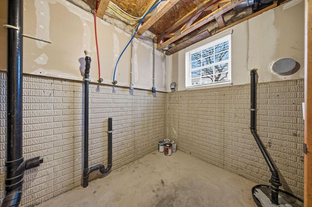 5631 Middle Falls Street, 39, Dublin, OH 43016