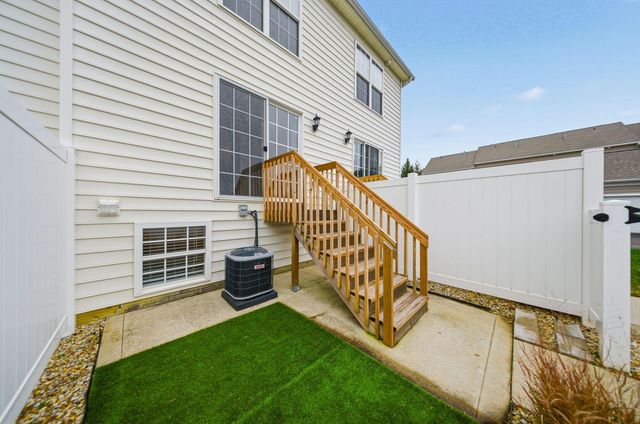 5631 Middle Falls Street, 39, Dublin, OH 43016