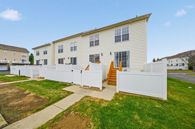 5631 Middle Falls Street, 39, Dublin, OH 43016