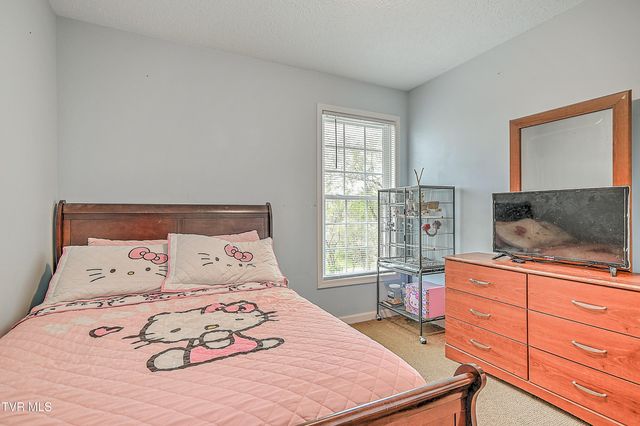 245 Northwest Leonard Street, Abingdon, VA 24210