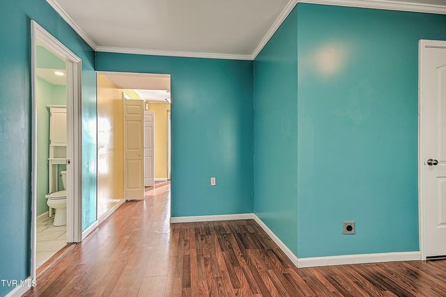 245 Northwest Leonard Street, Abingdon, VA 24210