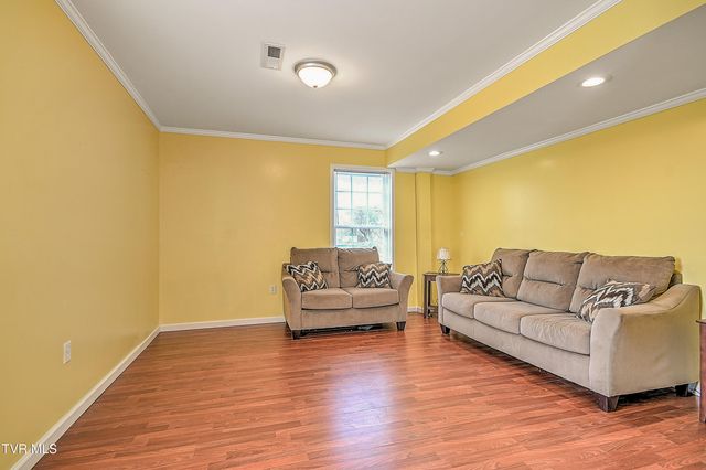 245 Northwest Leonard Street, Abingdon, VA 24210