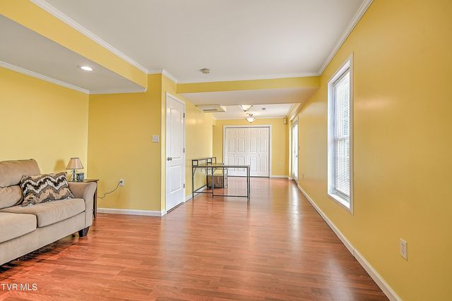 245 Northwest Leonard Street, Abingdon, VA 24210