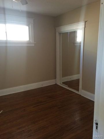 5930 Wanda Avenue, St Louis, MO 63116