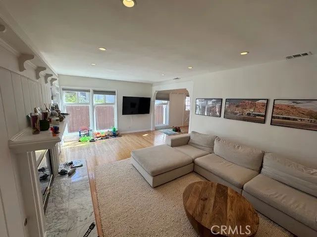 5356 Yolanda Avenue, Tarzana, CA 91356