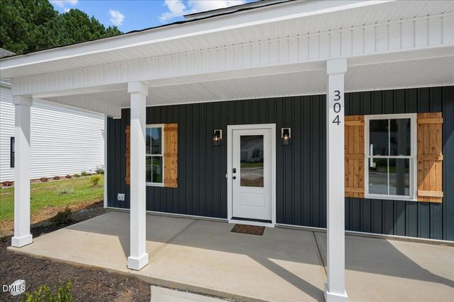304 S Sycamore Street, Fremont, NC 27830