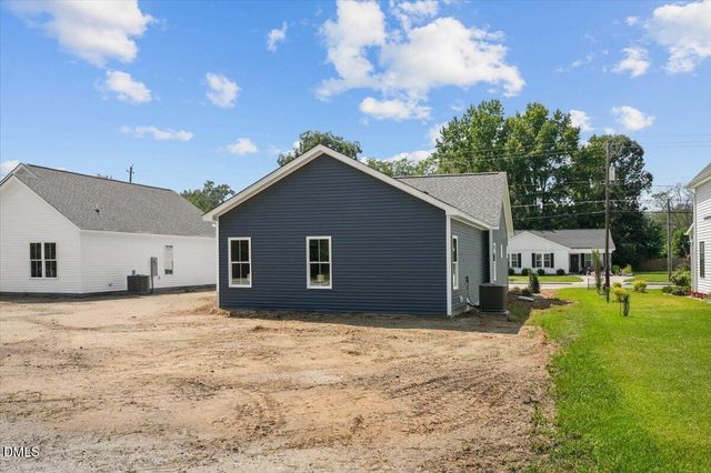 304 S Sycamore Street, Fremont, NC 27830