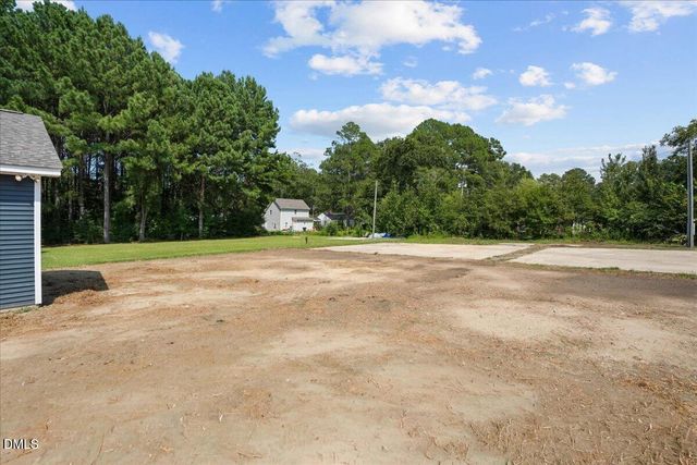 304 S Sycamore Street, Fremont, NC 27830