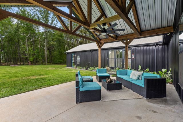 7909 Bill Moss Rd, White House, TN 37188
