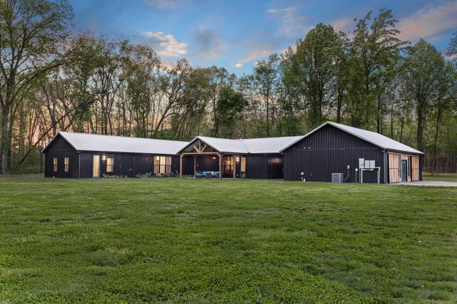 7909 Bill Moss Rd, White House, TN 37188