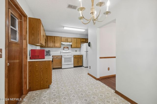 1510 ROSE HILL Drive W, Jacksonville, FL 32221