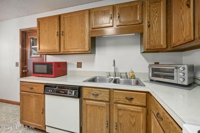1510 ROSE HILL Drive W, Jacksonville, FL 32221