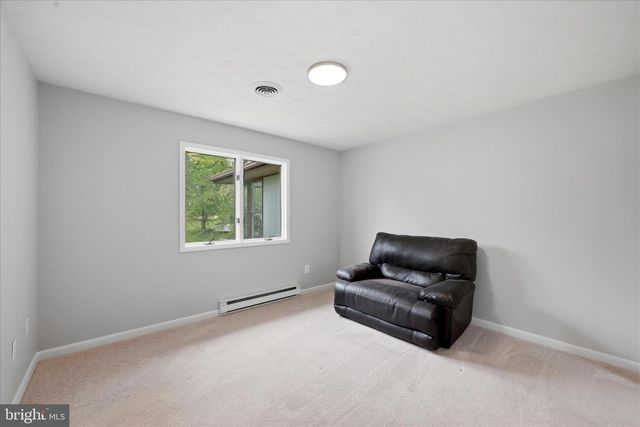 144 BRENDA DR, Martinsburg, WV 25404