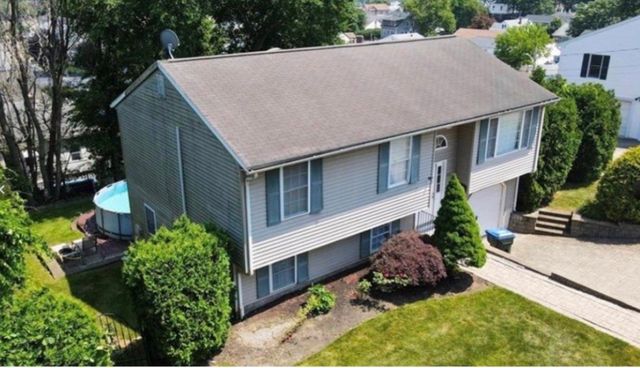21 Milano Street, Providence, RI 02904