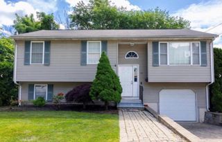 21 Milano Street, Providence, RI 02904