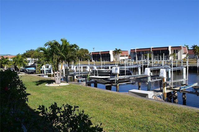 220 COLDEWAY DRIVE 211, Punta Gorda, FL 33950