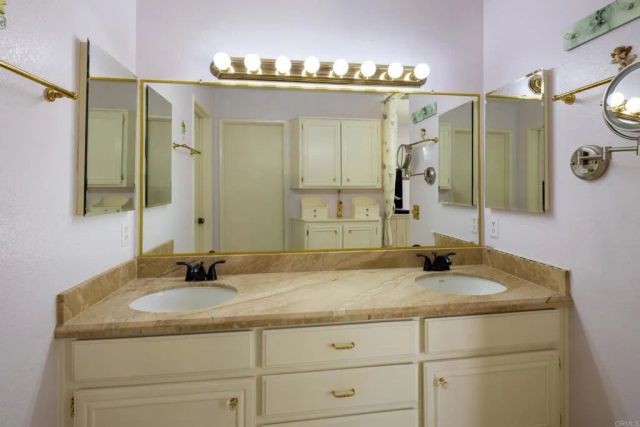 11693 Invierno Drive, San Diego, CA 92124