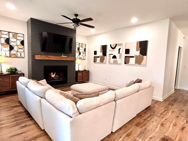 2818 WHISKER WAY, Benton, AR 72015