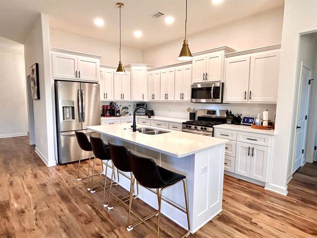 2818 WHISKER WAY, Benton, AR 72015