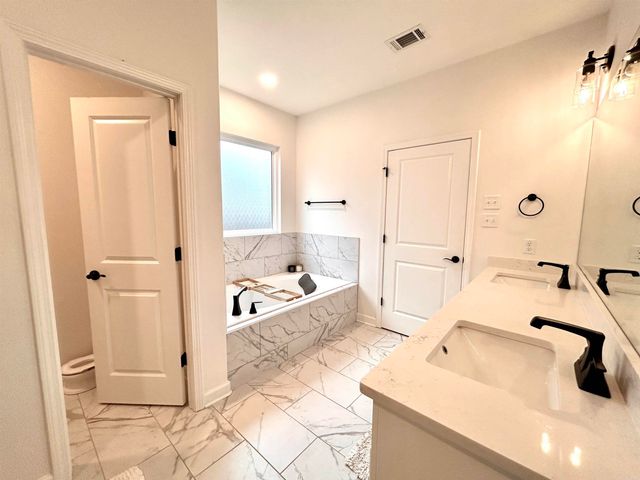 2818 WHISKER WAY, Benton, AR 72015