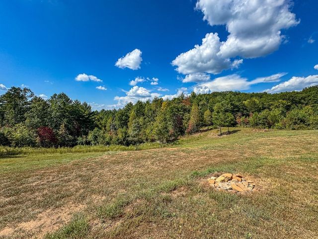 10007 Joe Brown Highway, Murphy, NC 28906