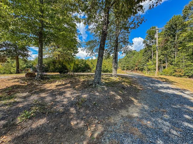 10007 Joe Brown Highway, Murphy, NC 28906