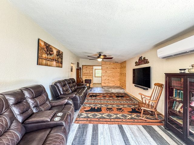 10007 Joe Brown Highway, Murphy, NC 28906