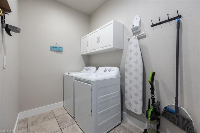 207 Gleason PKWY, Cape Coral, FL 33914