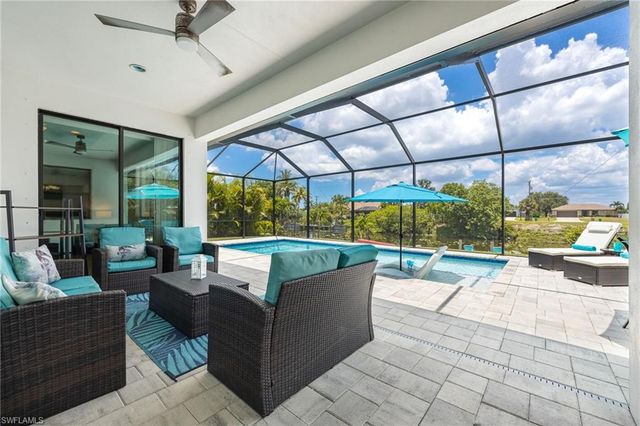 207 Gleason PKWY, Cape Coral, FL 33914