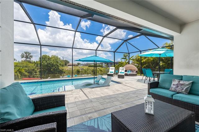 207 Gleason PKWY, Cape Coral, FL 33914