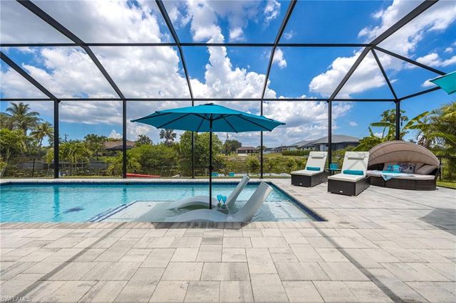 207 Gleason PKWY, Cape Coral, FL 33914