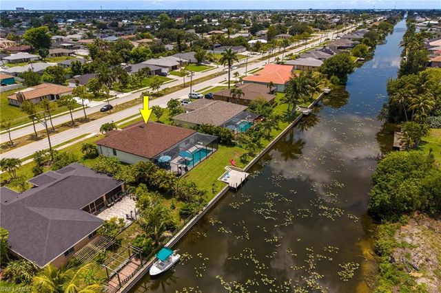 207 Gleason PKWY, Cape Coral, FL 33914