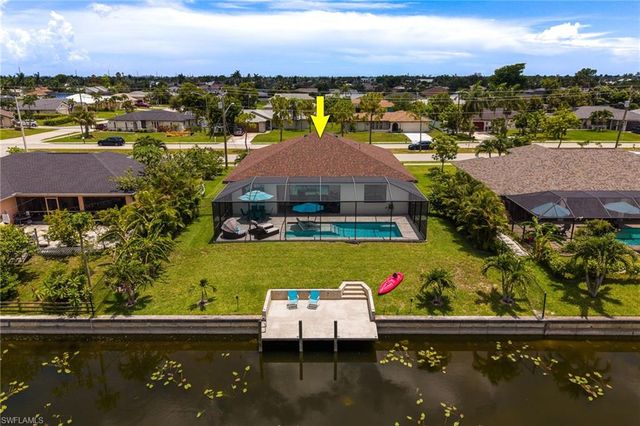 207 Gleason PKWY, Cape Coral, FL 33914