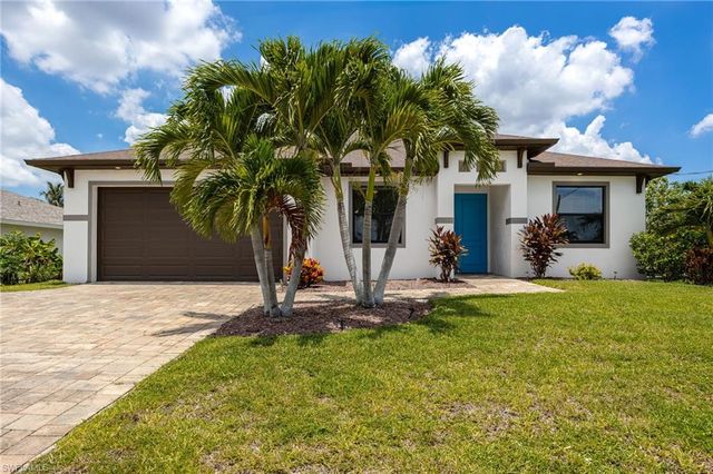 207 Gleason PKWY, Cape Coral, FL 33914