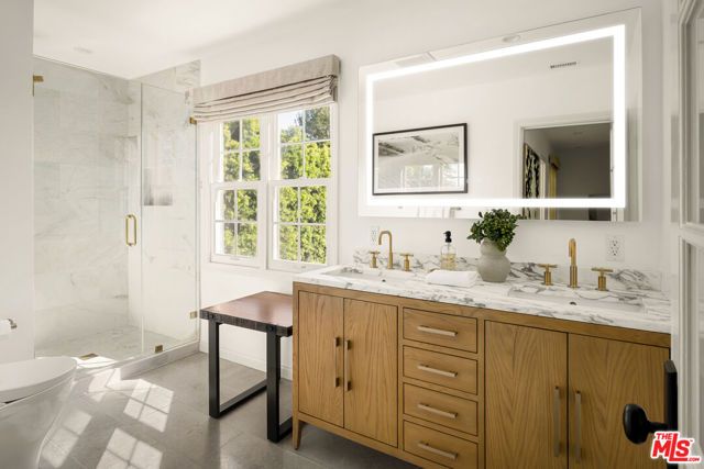 9575 Lime Orchard Road, Beverly Hills, CA 90210