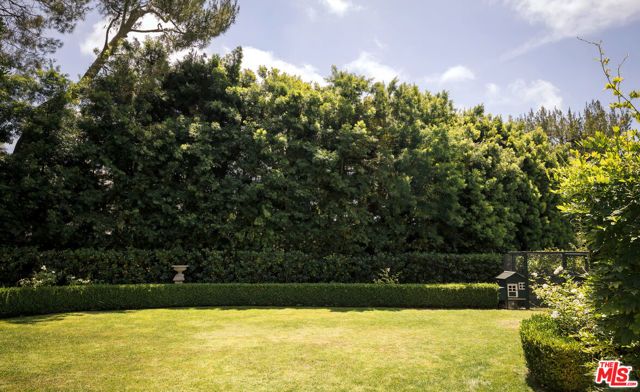 9575 Lime Orchard Road, Beverly Hills, CA 90210