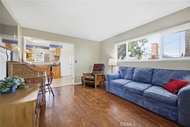 1411 E Concord, Orange, CA 92867
