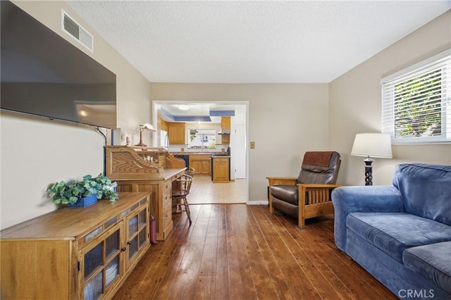 1411 E Concord, Orange, CA 92867