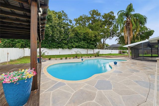 1008 OAKRIDGE MANOR DRIVE, Brandon, FL 33511