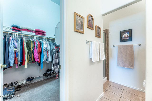 609 W Camino Del Bondadoso, Green Valley, AZ 85614