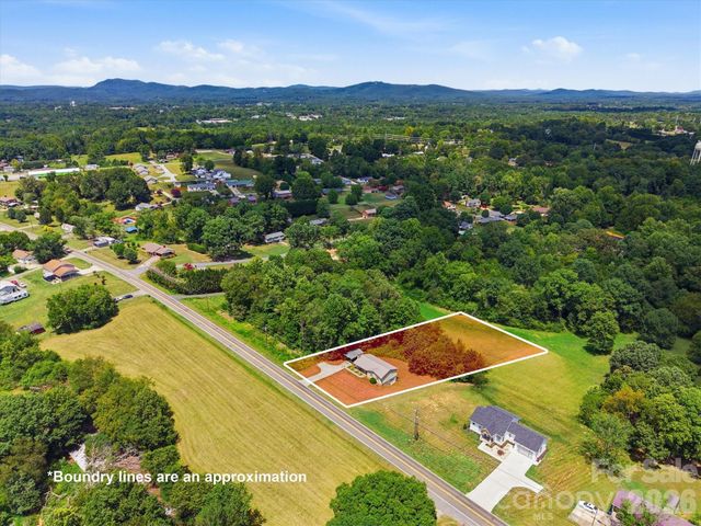 4186 Horseshoe Bend Road, Hudson, NC 28638